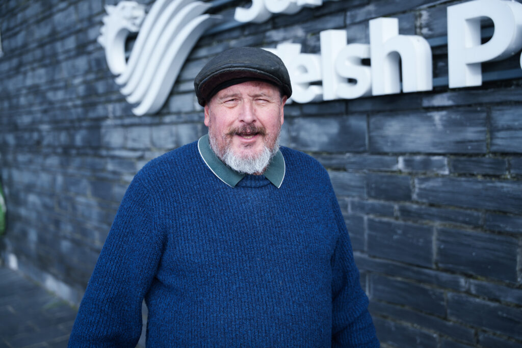 Wayne Erasmus, ymgeisydd Gwlad yn Sir Gaerfyrddin